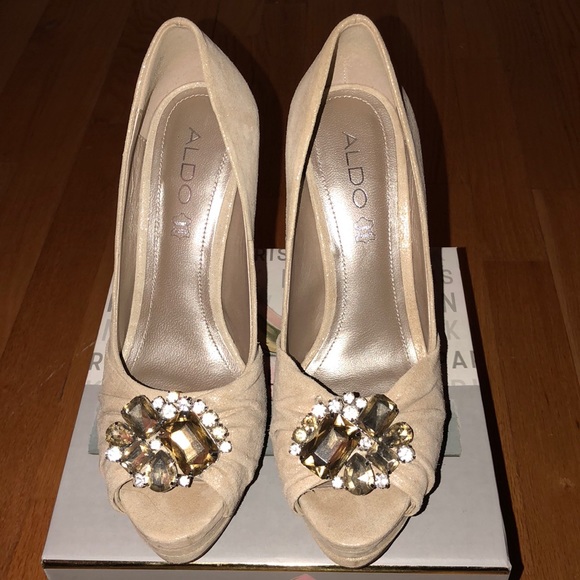 Aldo Champagne Embellished Open-Toe Pumps- Size 8 - Picture 3 of 6
